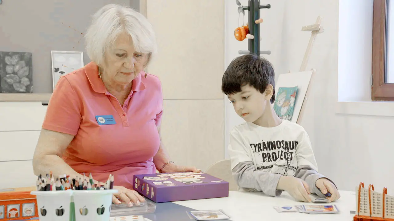 Vera Anatolyevna Rəhimova  Pedaqoq